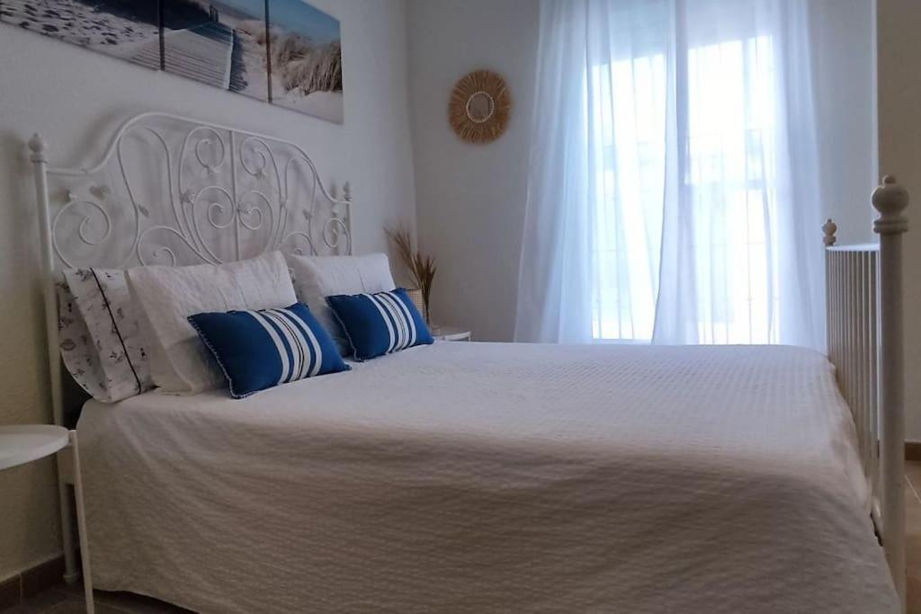 Precioso Apartamento En Рота Екстериор снимка